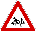 120px-Italian_traffic_signs_-_bambini-svg.png
